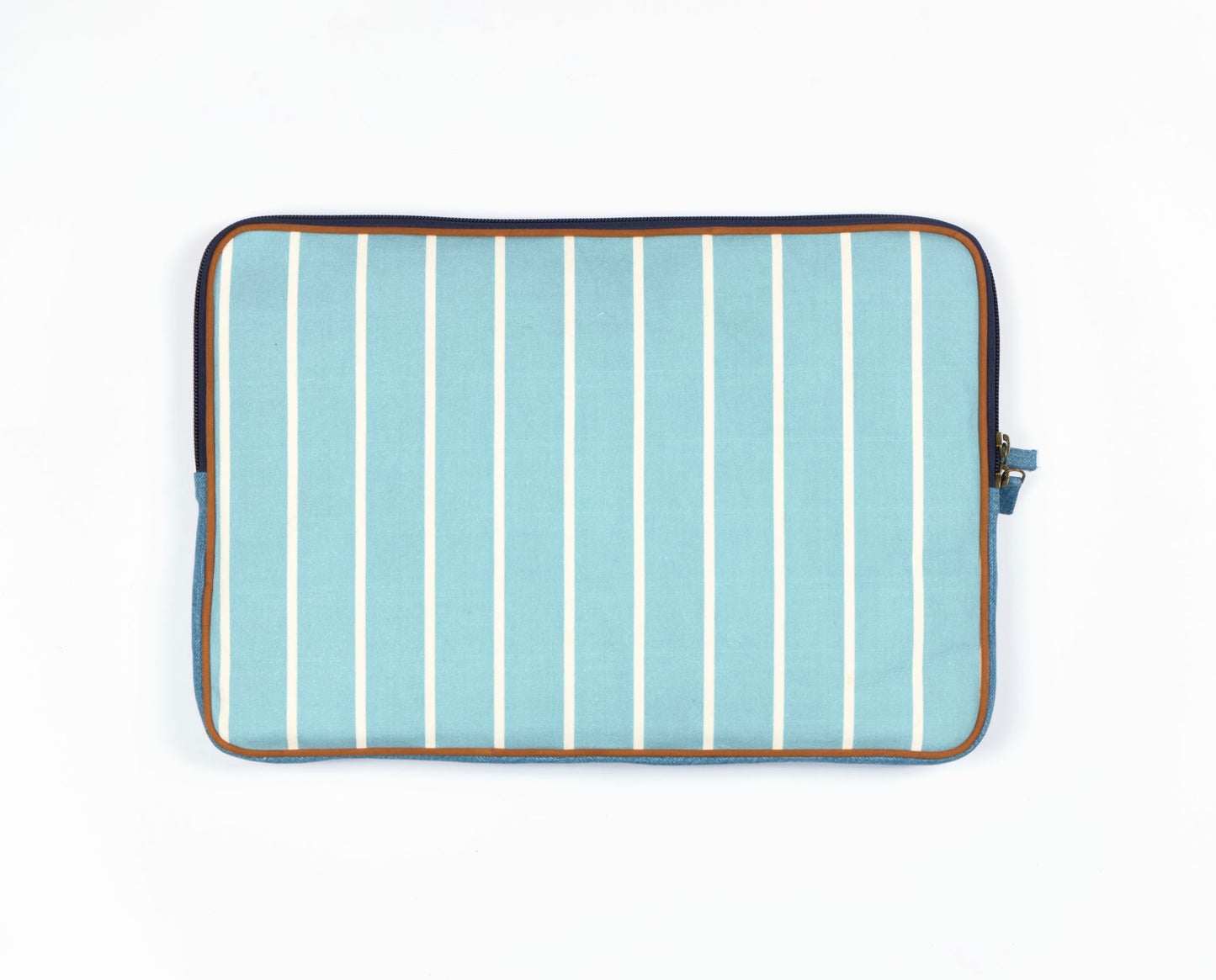 ‘Blue n White’ Laptop Sleeve