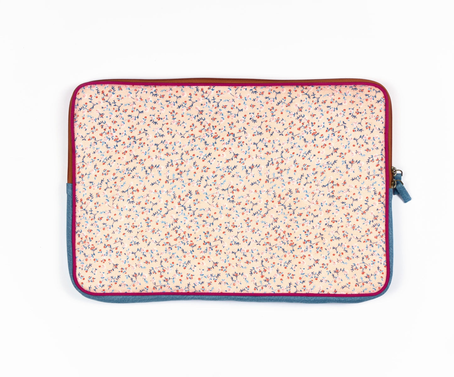 ‘Peachy Bliss' Laptop Sleeve