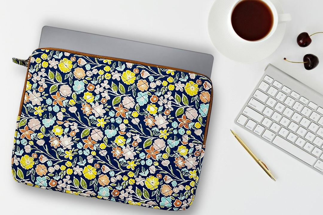 UrbanCarry Laptop Sleeve