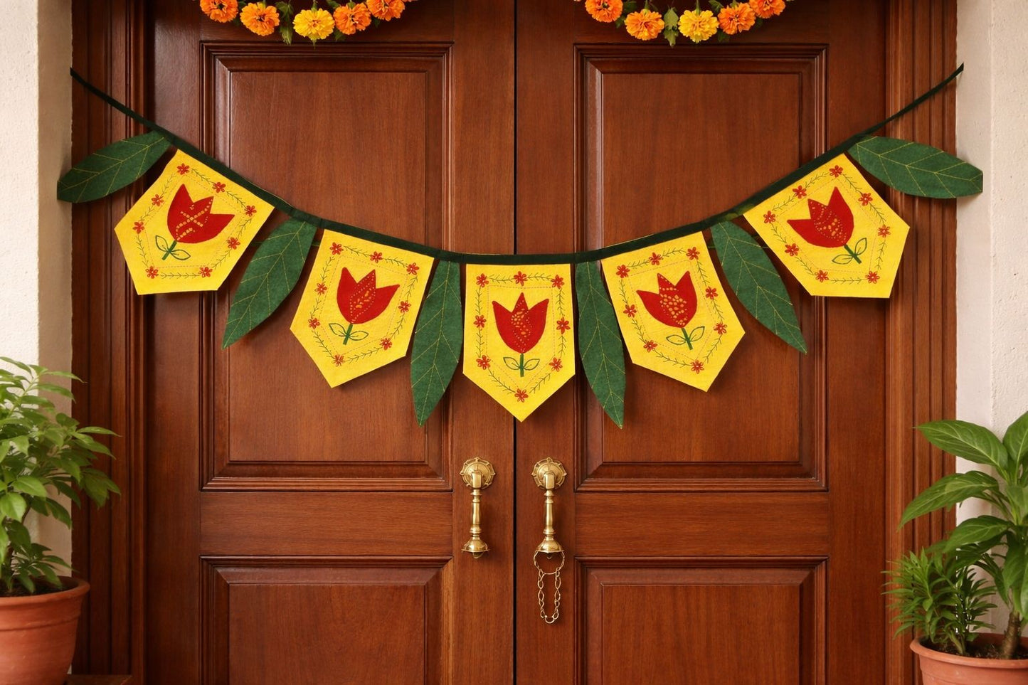 Lotus Mango Leaf Toran