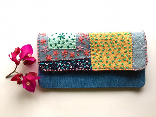 Flowery Crossways Sashiko Wallet